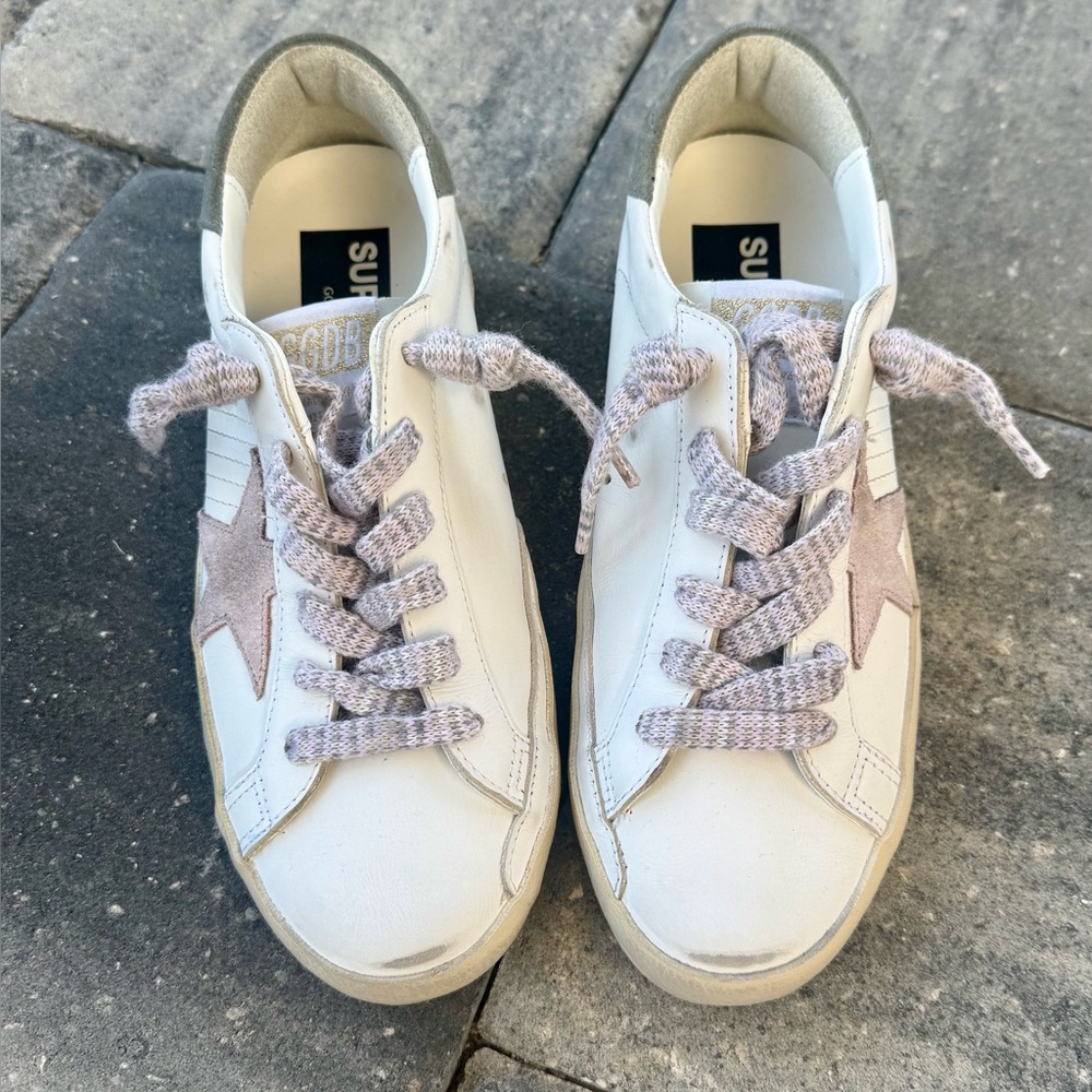 NWT Golden Goose White with Light Pink Superstar Sneakers
